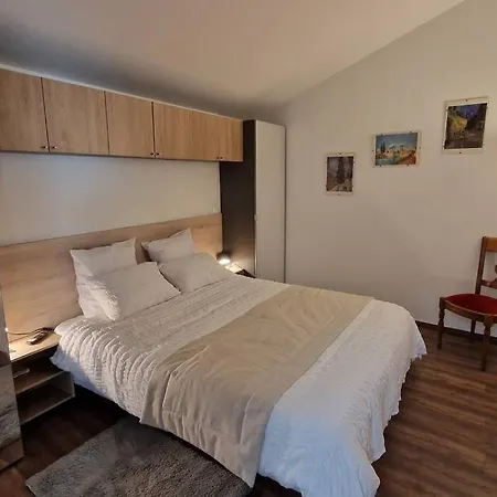 L'hirondelle * Château-Thierry