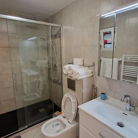 L'hirondelle Apartment